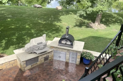 outdoor-kitchen-stone-1920w